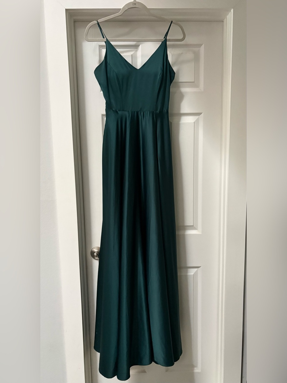 B Darlin Emerald Green V-Neck Spaghetti Strap Dress